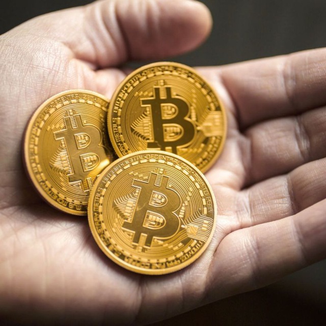 Mercatino Bitcoin e criptovalute / comprare vendere scambiare BITCOIN e cripto [fork]