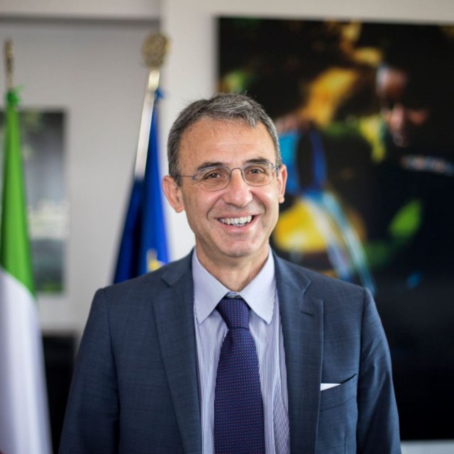 Sergio Costa Official